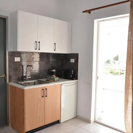 Apartment Harmonia 1 Himare