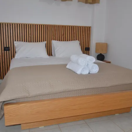 Harmonia 1 Apartment Himare
